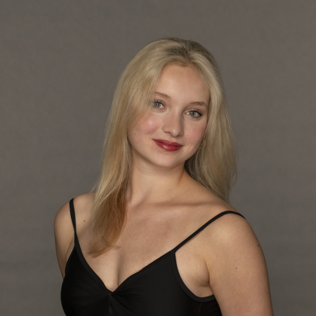 Delila Headshot