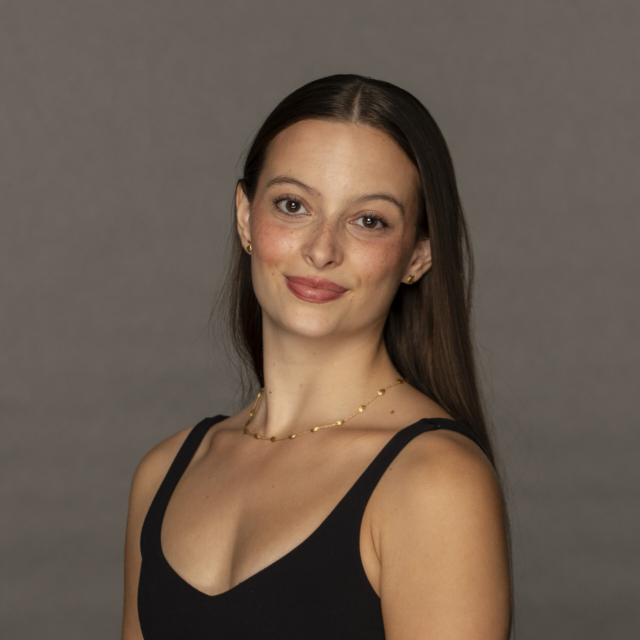 Sophie Anna Headshot